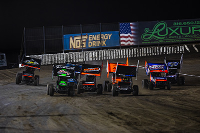 Dirt track race